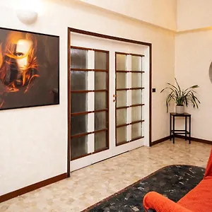 Apartment Central Apartment, Milan