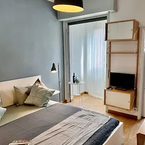 Apartment Cozy 3 Km Away From Duomo, Mailand