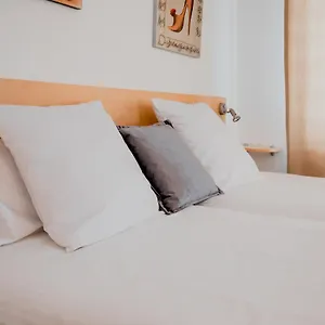 https://sol-tarter-4-7.andorra-la-vella-hotels.net