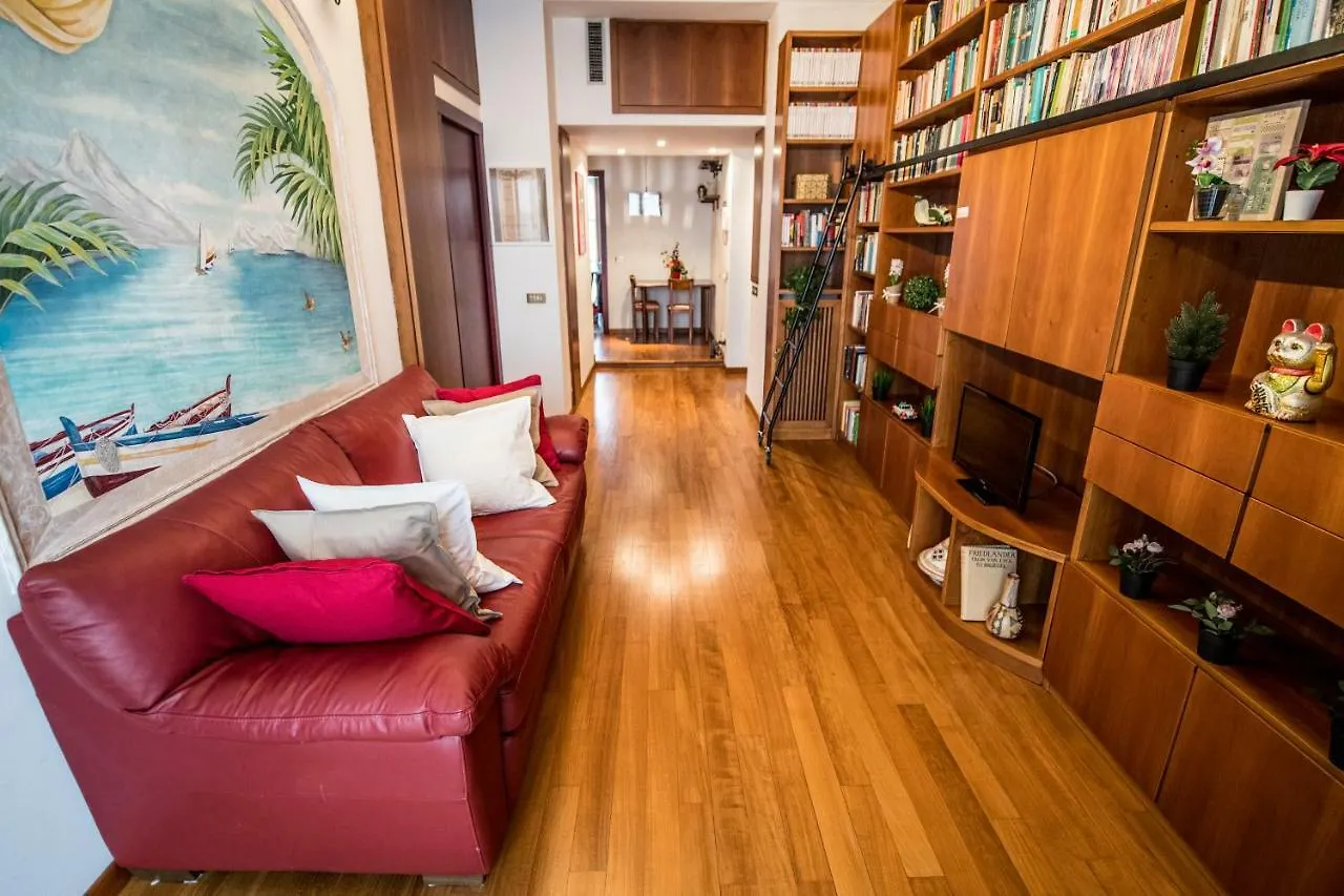 Apartment Ferienwohnung Airguest Crocetta Loft Mailand Italien